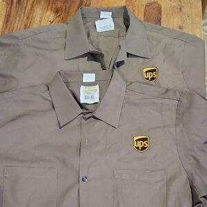 UPS Men's Short-Sleeve Brown Button-Down Work Shirt
